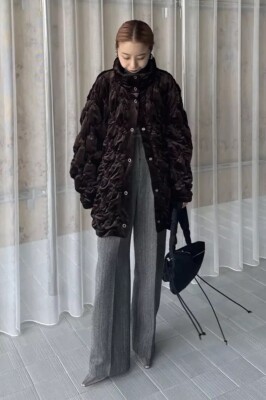 VELOUR QUILTING STAND COLLAR BLOUSON★アメリ Ameri（アメリ）の「VELOUR QUILTING STAND COLLAR BLOUSON
