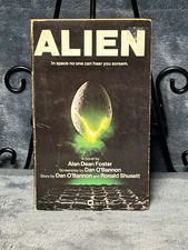Alien Movie Novelization Alan Dean Foster PB 1st Ed 1st Print 1979 Warner