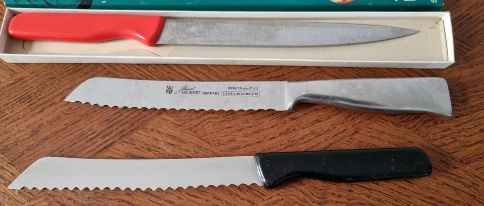 4 gut erhaltene WMF Küchenmesser - Brot / Bratenmesser - Schinkenmesser - Bild 3 von 4