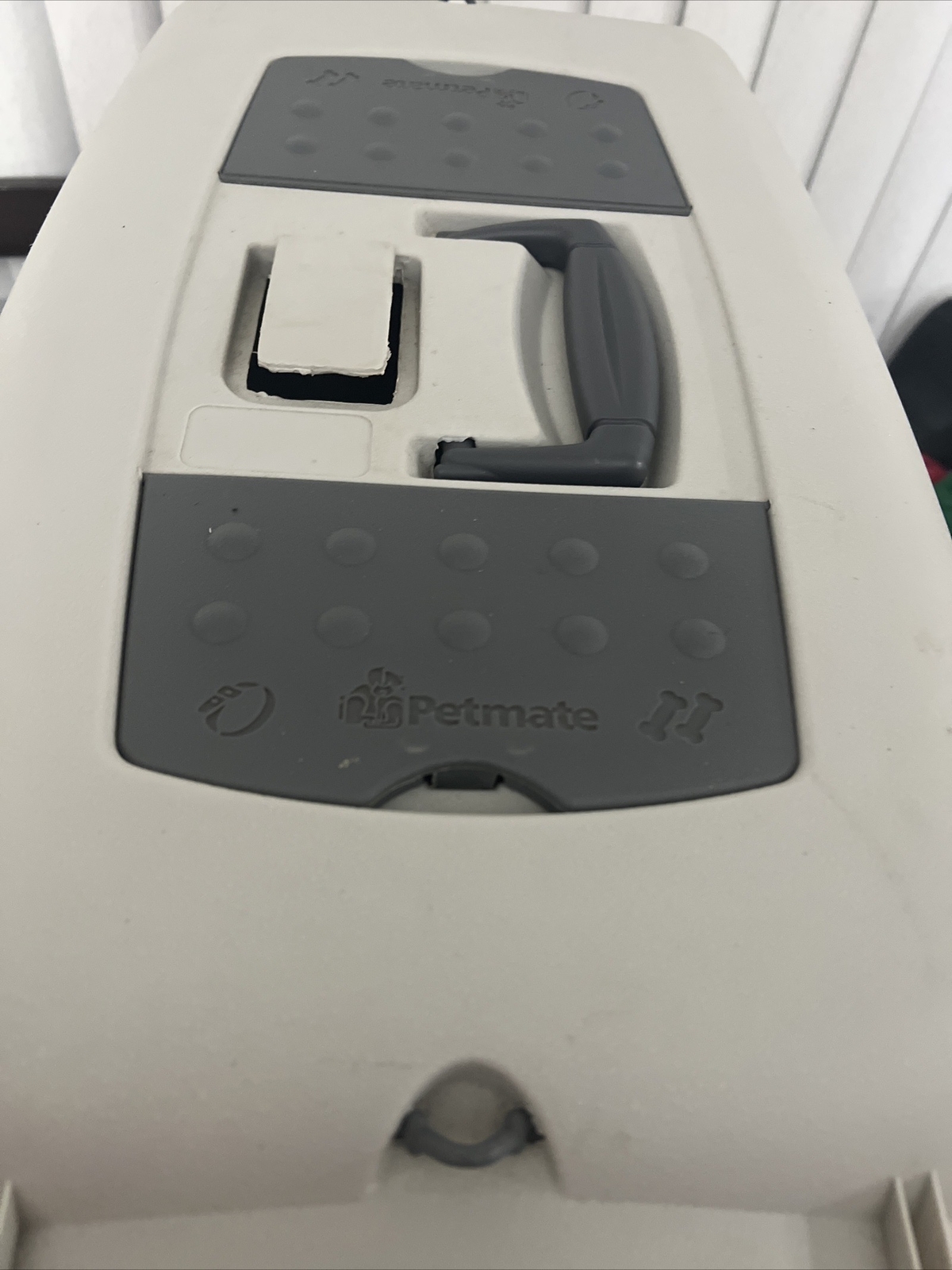 Petmate Pet Taxi Small 18in x 12in x 11in Great Shape Missing 1 Clip