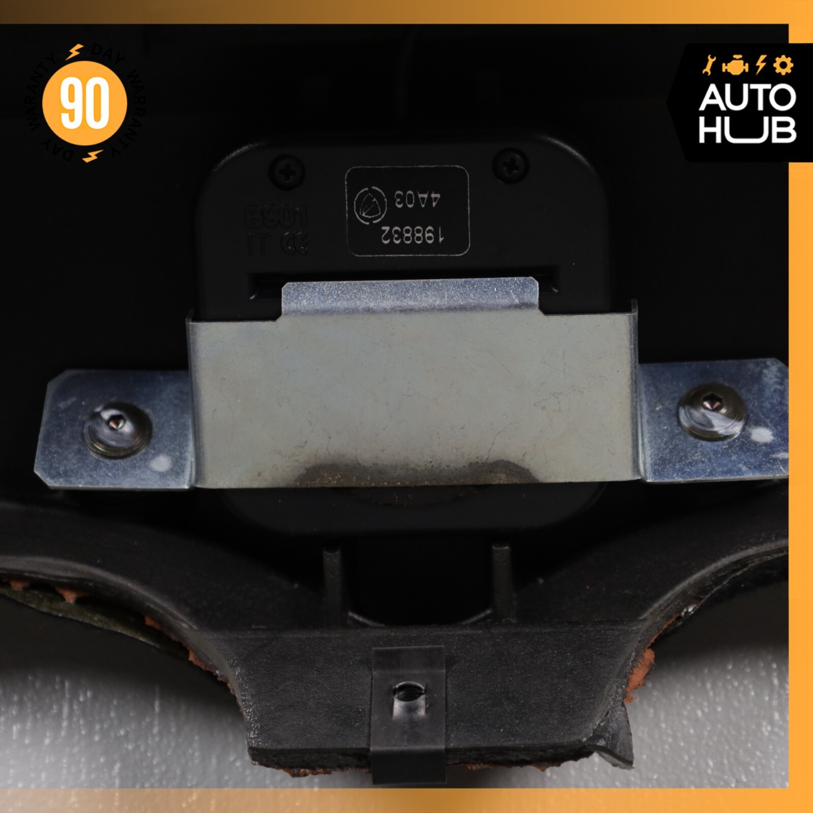 03-08 Maserati Quattroporte M139 Dashboard Dash Board Panel Brown OEM 29k