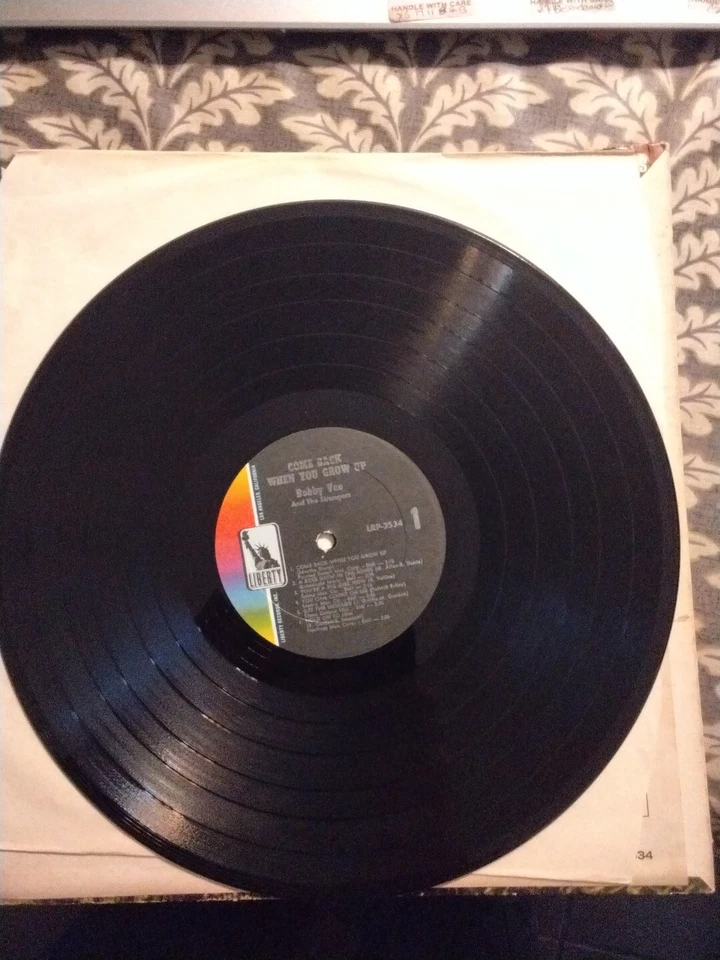 BOBBY VEE 'COME BACK WHEN YOU GROW UP ' VINYL LP 1967 (UNITED STATES) - Image 3 of 4