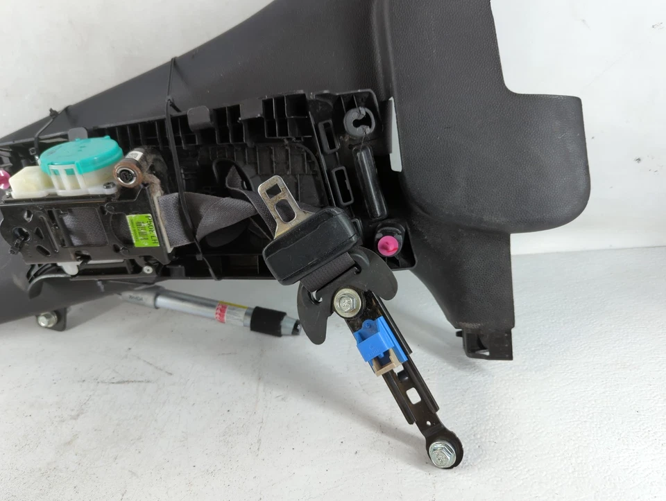 2014-2019 Kia Soul Passenger Right Seat Belt Front Retractor R2UHQ - Image 3 of 4