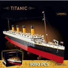 Brand New Titanic Building Blocks Set 9090 Pieces New