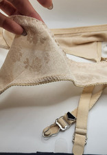 Underscore XLG Nude Beige Garter Belt Roses Nylon