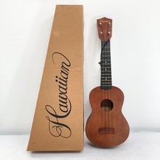 Unused, stored item, The Hawaiian Ukulele Company, Wooden, Soprano size, with