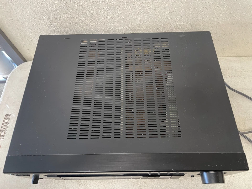 Vintage Sony STR-D715 Surround Sound Receiver - Image 3 of 4