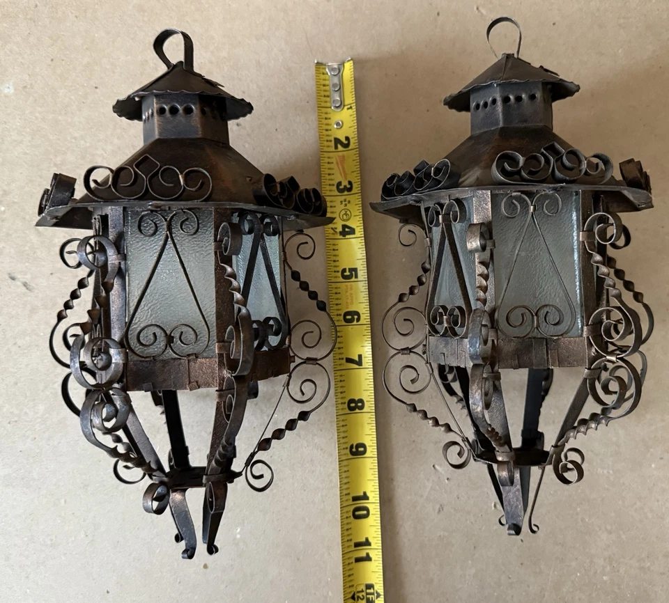 Juego de linternas velas renacimiento español gótico católico vintage años 60 pátina de cobre Foto 2 de 4