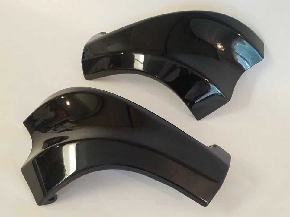 Cubiertas laterales de bandeja de batería Big Dog Motorcycles OEM (2005-07 Pitbull, Ridgeback) Foto 3 de 4