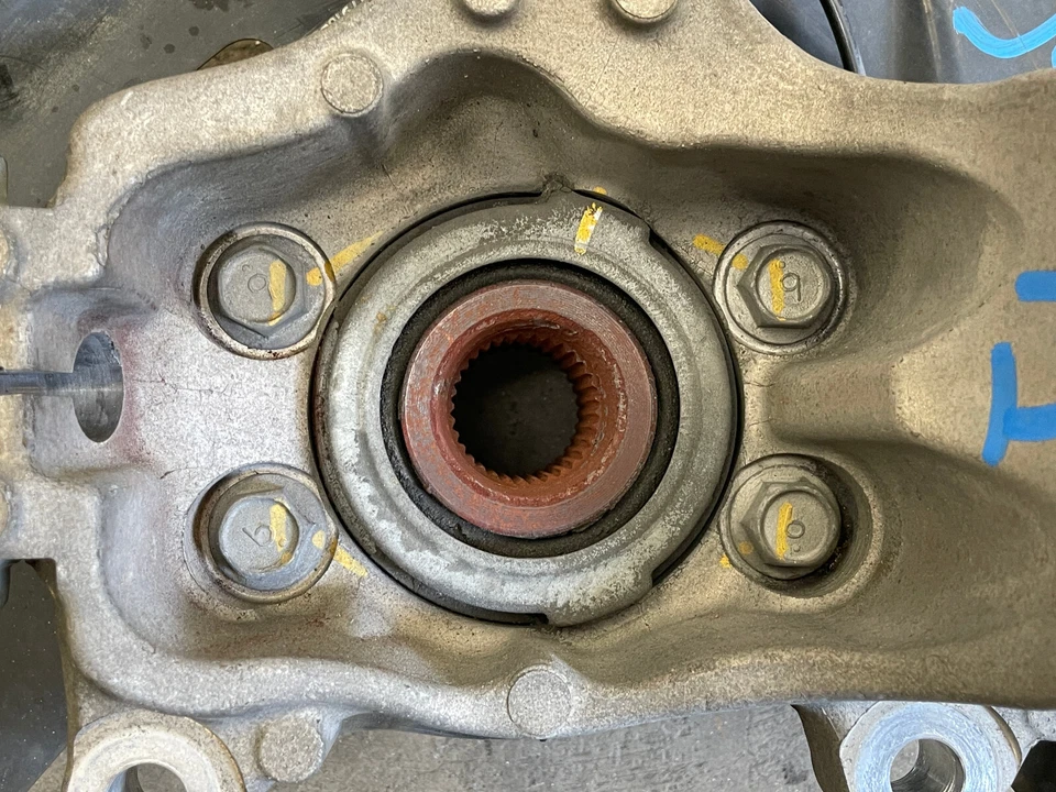 Infiniti QX50 2019-2023 buje de nudillo delantero izquierdo del conductor AWD 1564 OEM Foto 4 de 4