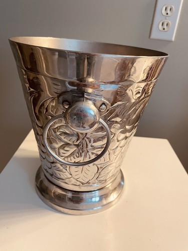 Silver Plated Ice Bucket With Grapes& Leaf Notice Made In India - Picture 2 of 5