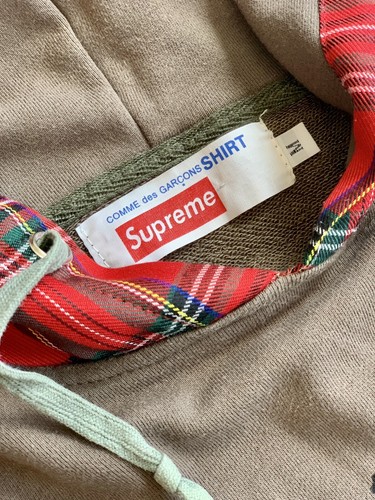 Medium Hoodie Sweatshirt Olive Plaid 