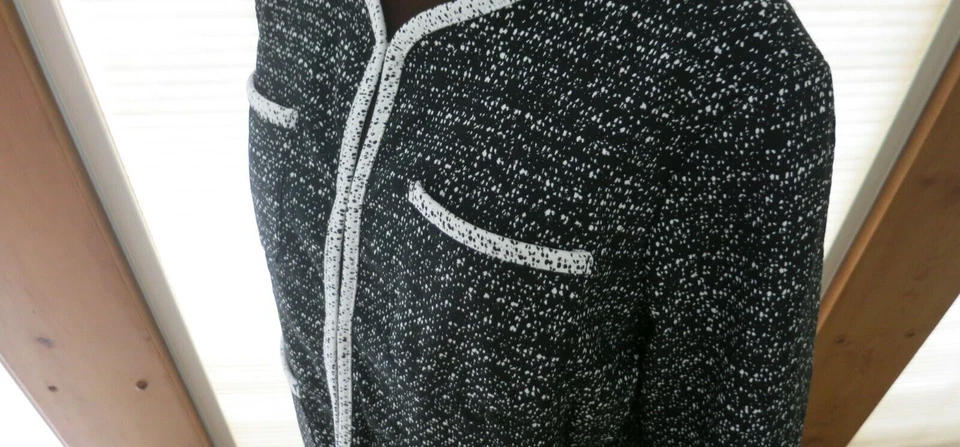 CYNTHIA ROWLEY SMALL BLACK & WHITE RETRO CLASSIC STYLE JACKET~RAYON KNIT BLEND - Image 3 of 4