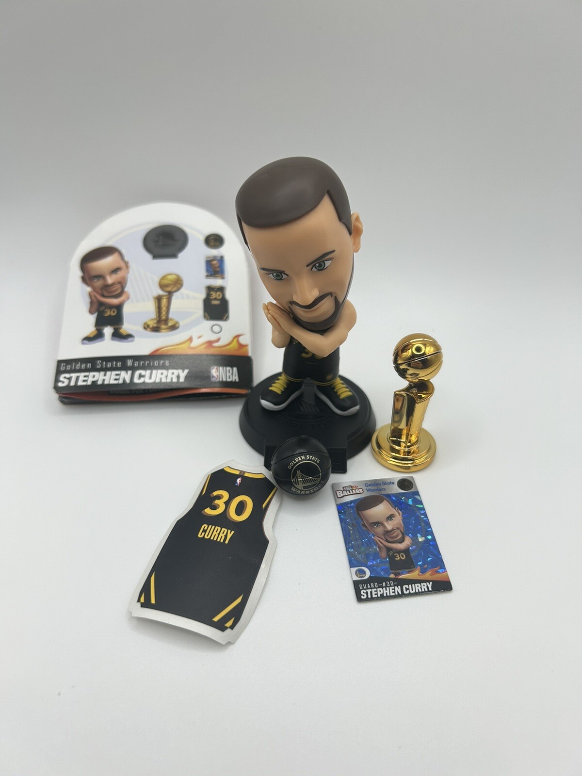 NBA BALLERS Stephen Curry SUPER RARE 2023 Zuru 5 Surprise Warriors Mini Figure