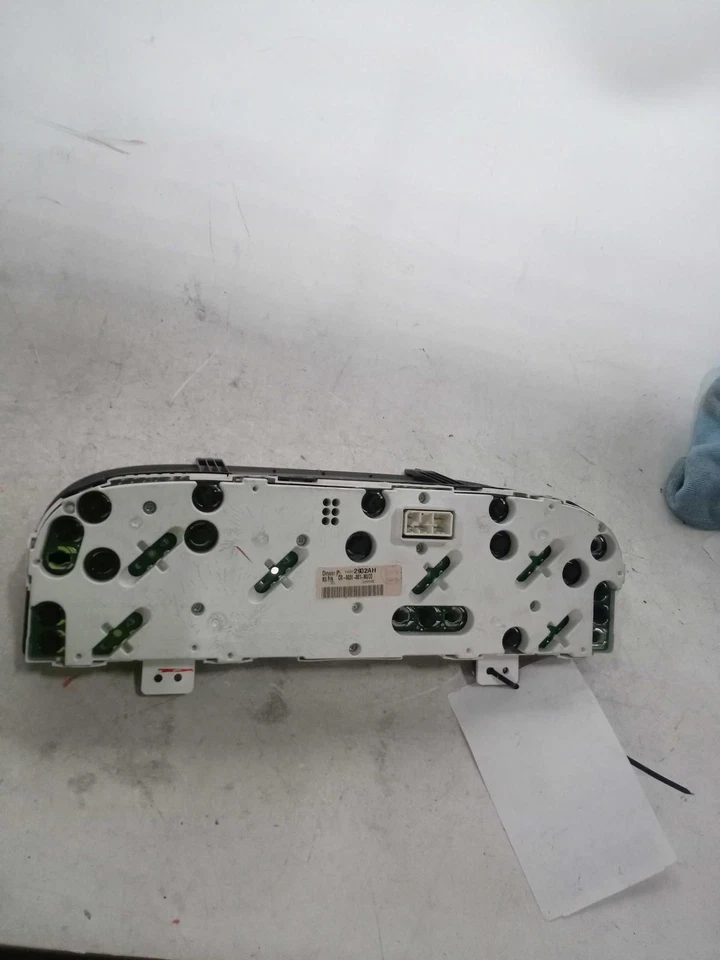 Jeep Grand Cherokee 2004 velocímetro calibre OEM gris 240 k millas NJ25-12259-353336 Foto 2 de 3