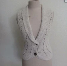 CAbi womens XS style 345 angora blend oatmeal 2 button sweater vest solid soft