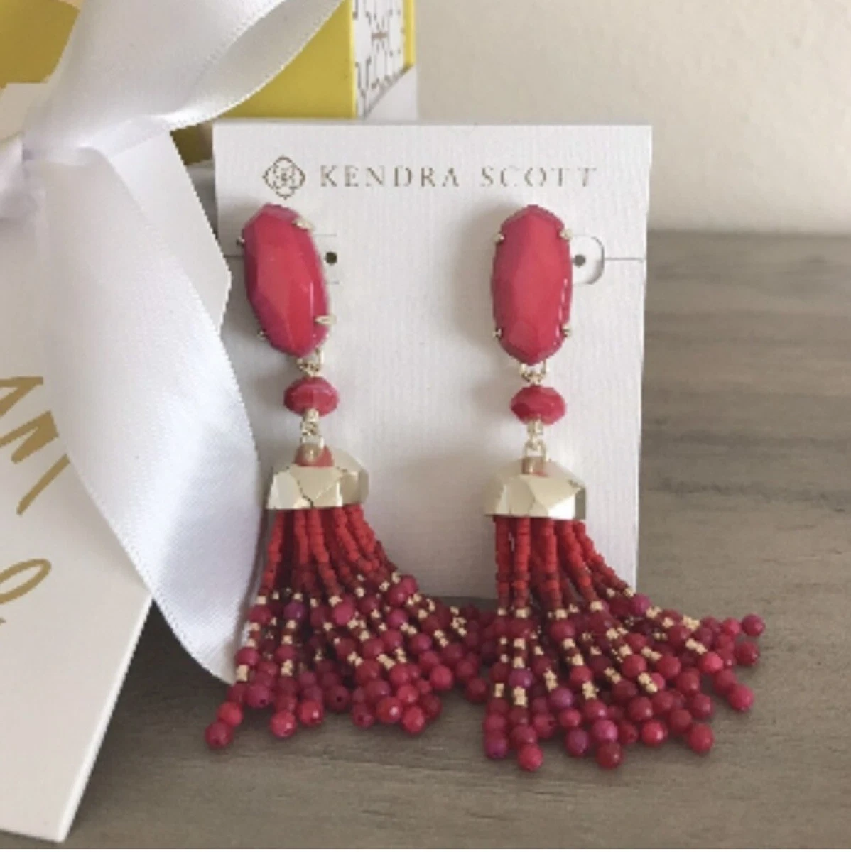 Kendra scott shop dove earrings