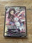 Carte Pokémon Nymphali V TG14/TG30 Épée Bouclier Star Étincelantes Français EB09