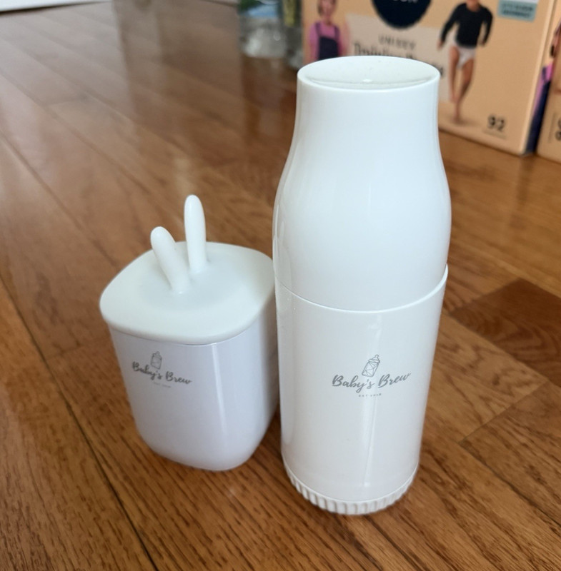Baby's Brew White Round Baby Formula Dispenser Container, Screw Top Closure
