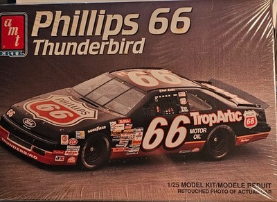 AMT/ERTL - PHILLIPS 66 - Thunderbird Ford Model KIT - FACTORY SEALED