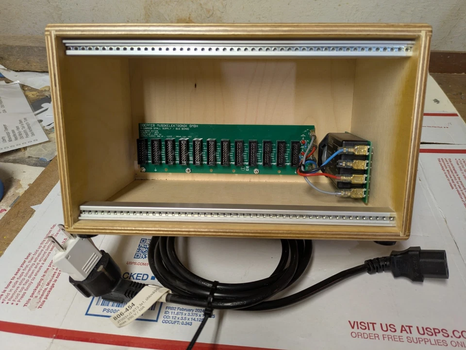 A-100 LC1  Eurorack Case  3U / 48HP - Image 2 of 4