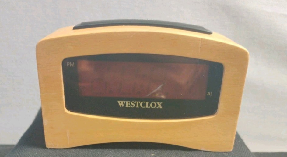westclox #49818 digital Alarm Clock Good Condition