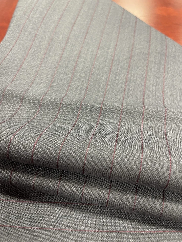 Tela de traje de mezcla de lana gris vintage con rayas borgoña 3 yardas sin existencias Foto 4 de 4