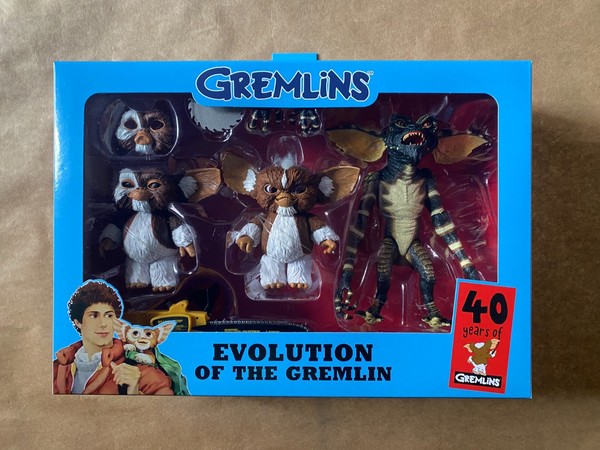 EVOLUTION OF A GREMLIN - GIZMO, MOGWAI, STRIPE - GREMLINS 40th BOX SET - NECA