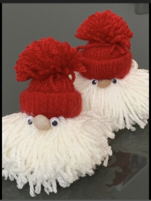 Weihnachtsmann     Handgemachter Christbaumschmuck  Wolle