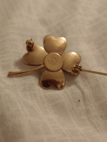 Lucky Winard 4 Leaf Clover Pearl In Center Brooch 12 K Gold Filled Beautiful - Picture 6 of 6