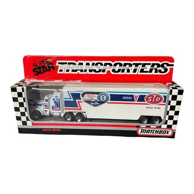 Richard Petty Matchbox Super Star Transporters Collectible Diecast STP 1992