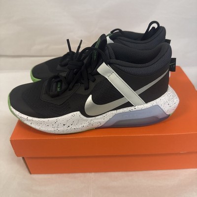 Nike Air Zoom Crossover DC5216-005 Black Basketball Sneakers Boys, Size 6Y