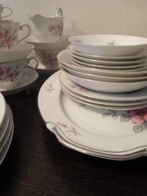 Harmony House Fine China Dogwood Dinner Set Japan Pink Floral