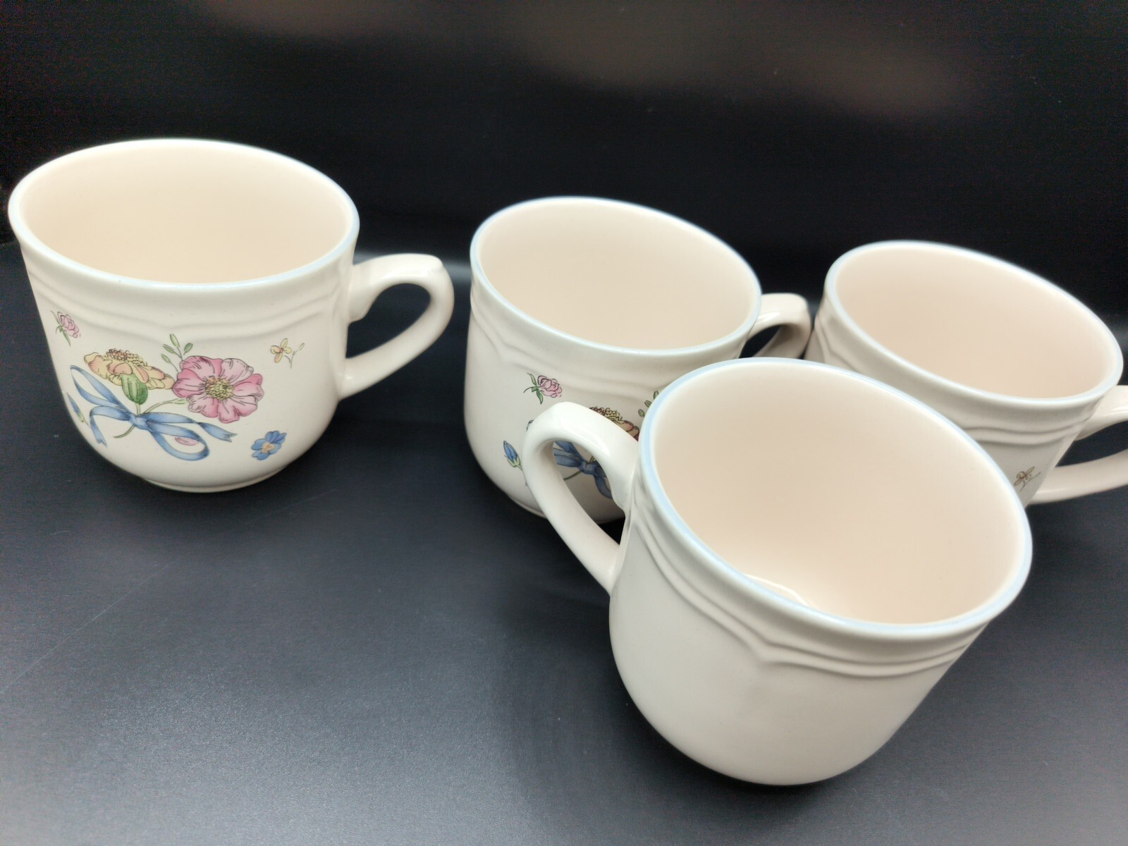 International Tableworks Set of 5 Coffee Mugs England Stoneware Floral Japan