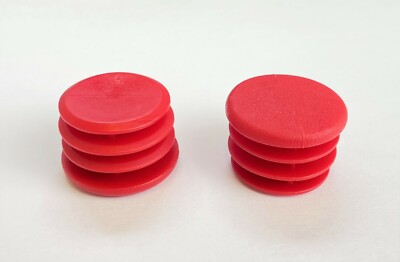 Set mit zwei roten Kart Gehäuse Stecker/Einsätze 30 mm