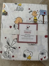 Pottery Barn Kids PEANUTS VALENTINE  S TWIN SHEET SET LOVE  HEARTS SNOOPY
