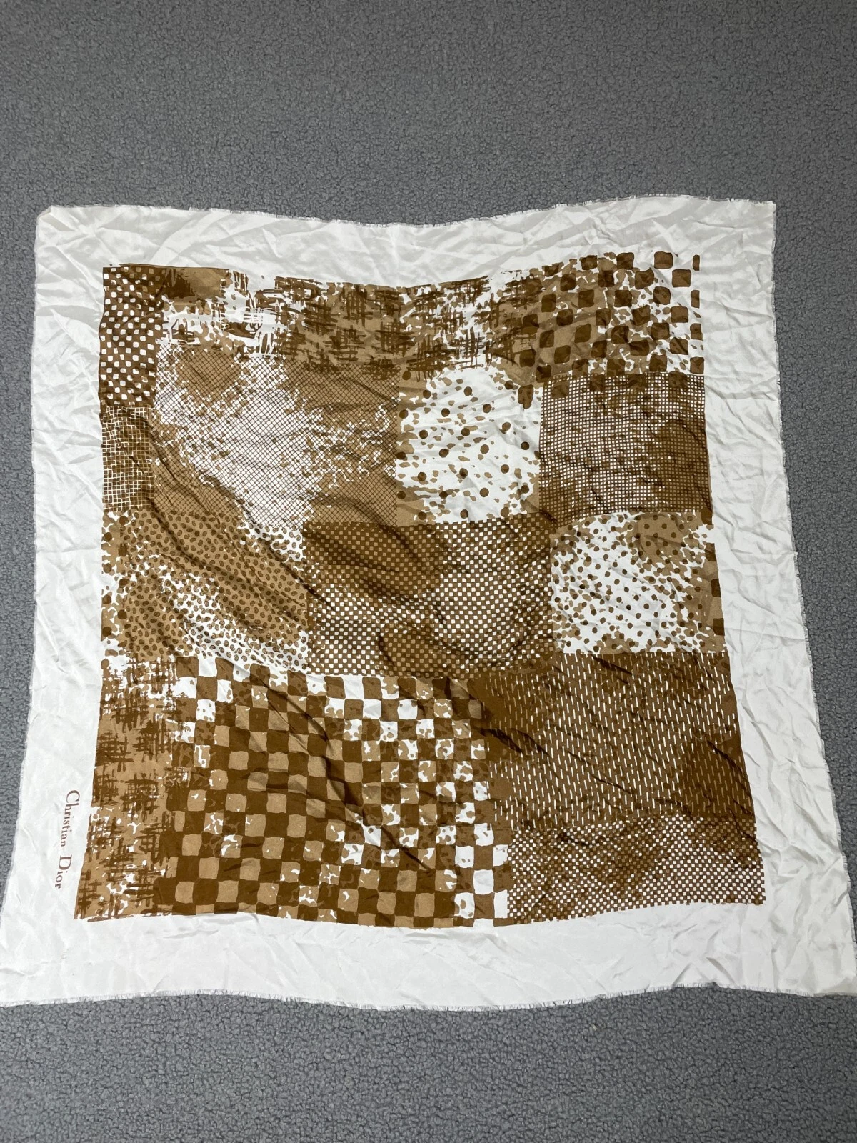 Foulard carré vintage Christian Dior marron beige 100% soie 31