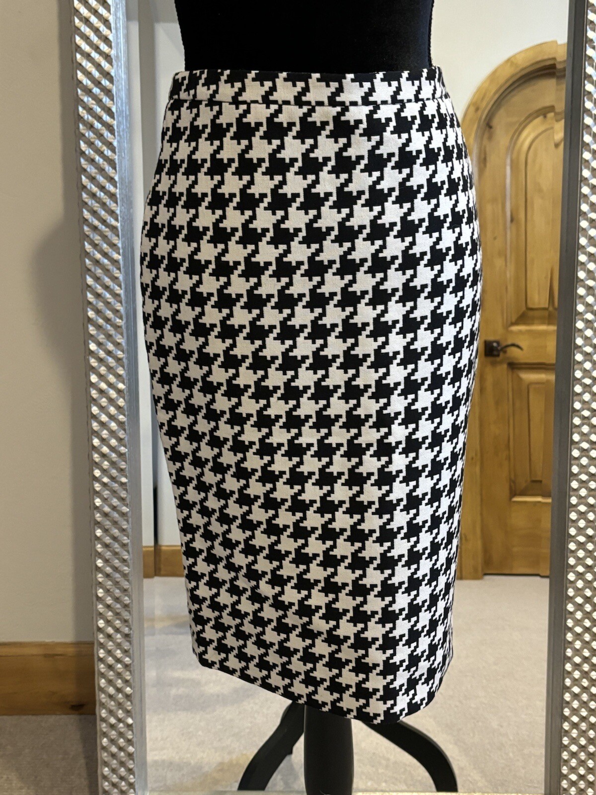 Michael Kors New Black/White Houndstooth Pencil Skirt US 2