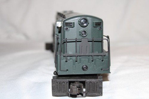 Lionel Pennsylvania Fairbanks Morse Train Master 6-18307 Dual Motor O Guage - Picture 17 of 23
