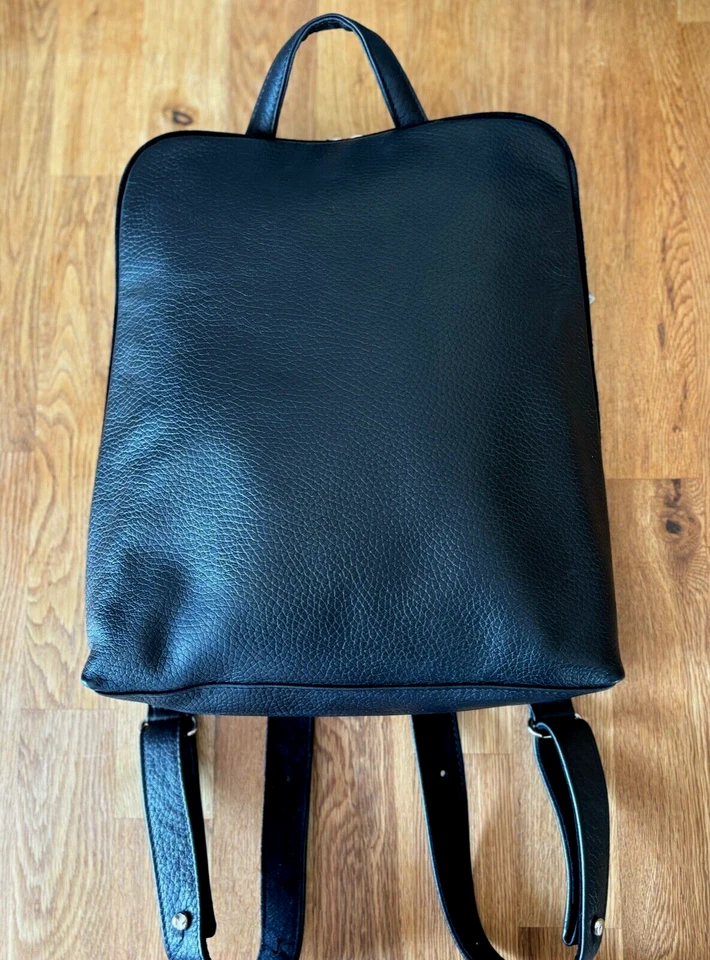 WUNDERSCHÖNER EDLER DESIGN LEDERRUCKSACK von "LEDER HAMBURG" CARO RR3 / DIN A4