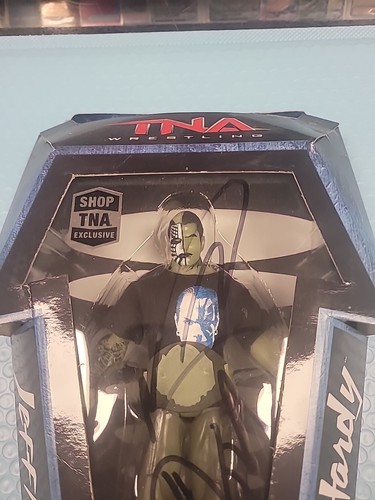 Signed Jeff Hardy WWE TNA Glow-In-The-Dark - Picture 2 of 7