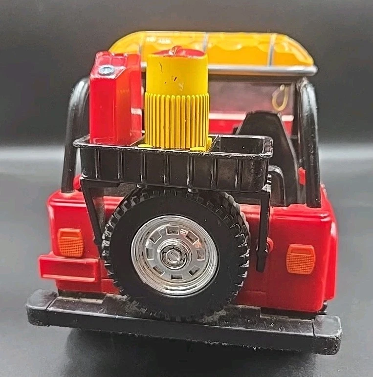 Tonka Jeep Rescue Wrangler 2001 Red w/ Lights & Sound Works See Video Tested - Image 4 of 4