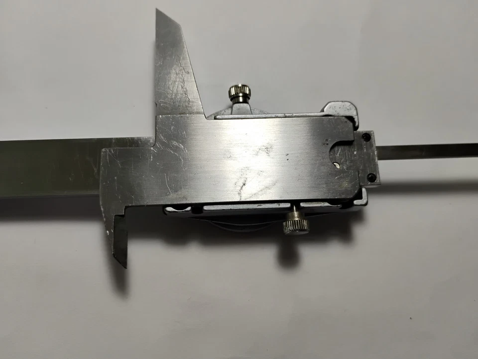 Pinzas de esfera marrón y afiladas hechas en Suiza .001-6". Foto 4 de 4