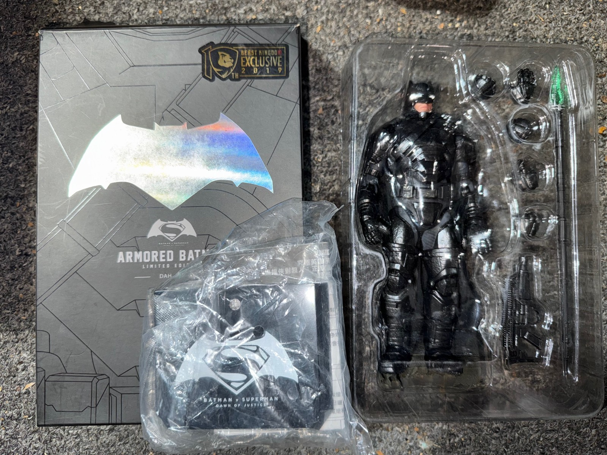 Beast Kingdom Armored Batman V Superman: Dawn of Justice 2019