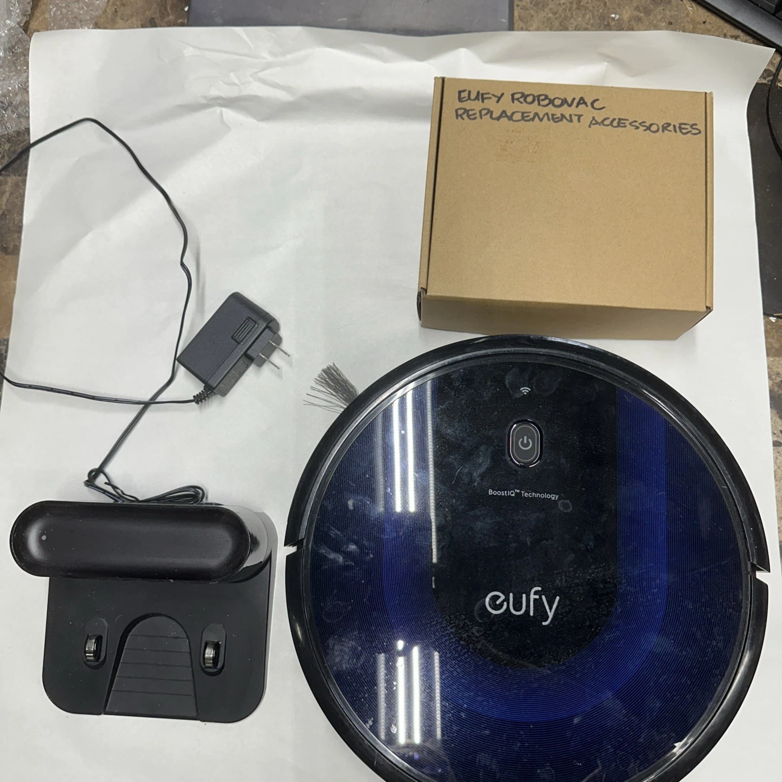 Eufy BoostIQ RoboVac 15C MAX Wi-Fi Robot Vacuum FOR PARTS M22 03 05/18