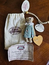 Ganz Cottage Collectibles "Kelly" Miniature Bear Mary Holstad 4in. Tall