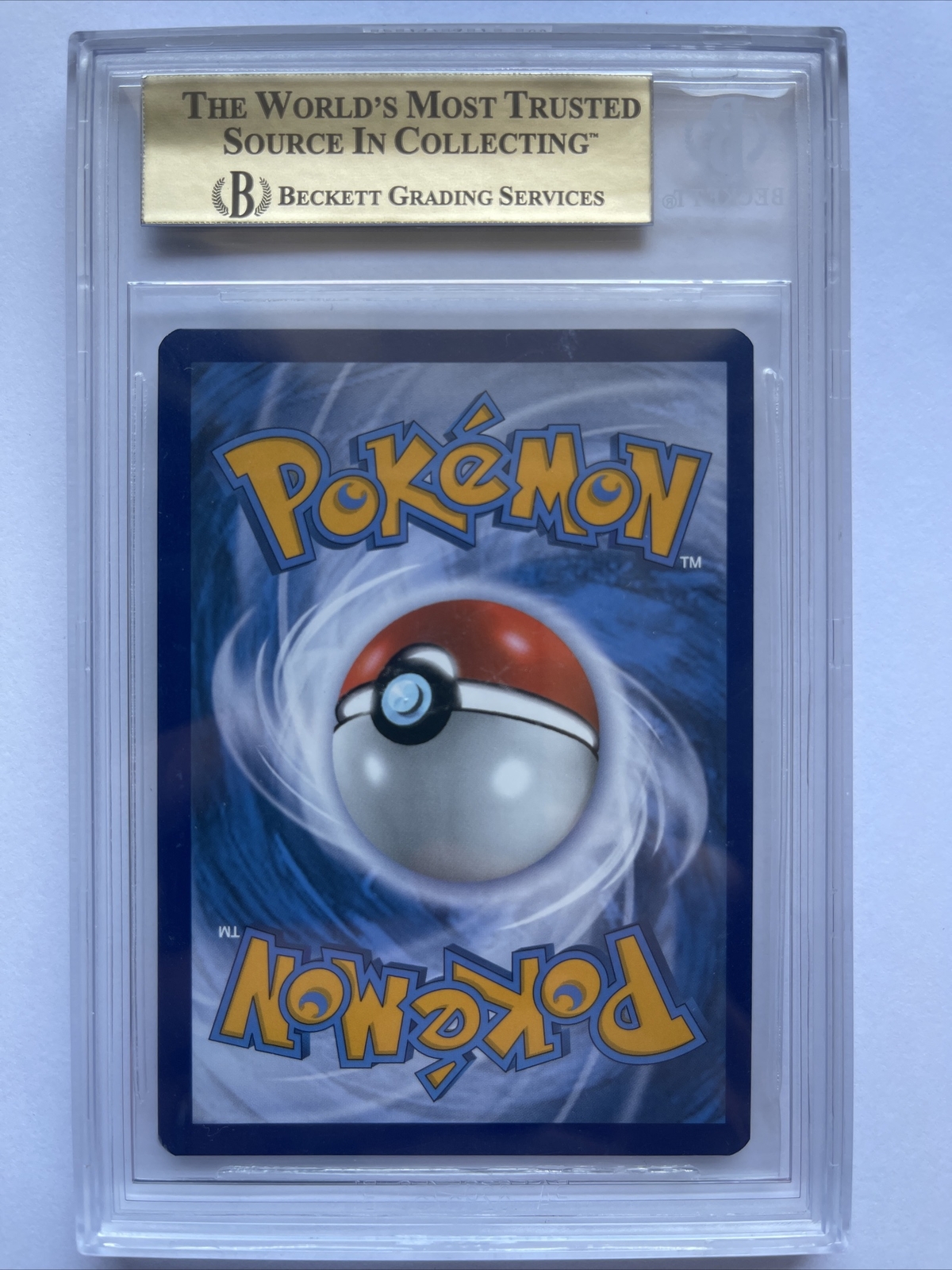 pokemon-umbreon-vmax-alt-art-evolving-skies-215-203-bgs-9-5-gem-mint