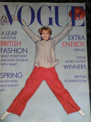 Vogue  - March 5th 1976 - Lovely Smooth Condition -  Ideal Gift Quality -