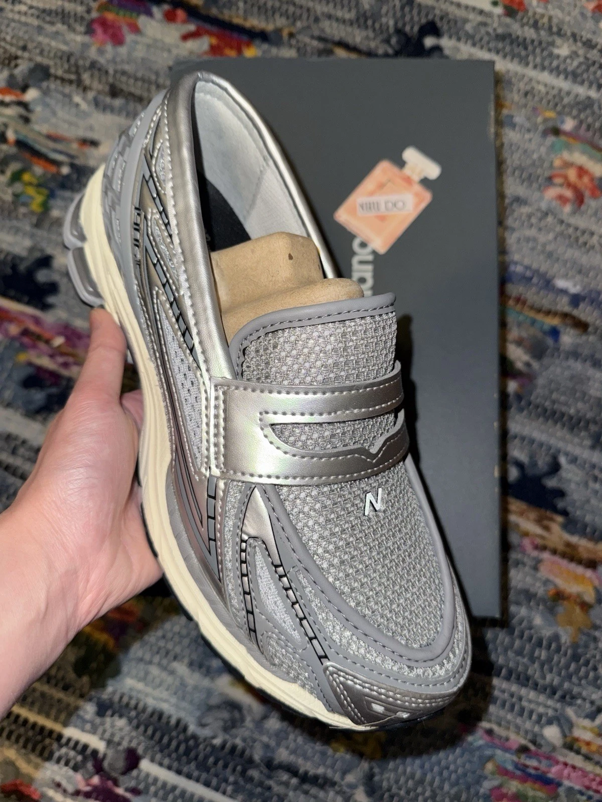 Mocassino New Balance 1906 U1906LAE 1906L argento metallizzato crema taglia 7 5