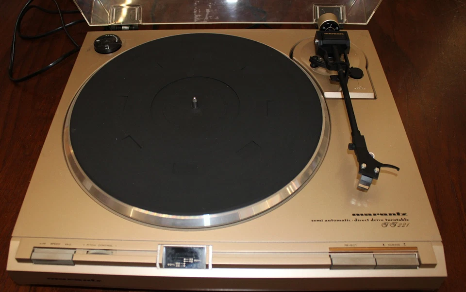 GIRADISCHI semiautomatico MARANTZ TT 221 (spedizione gratuita) - Immagine 2 di 4